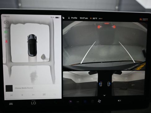 Used 2023 Tesla Model 3 Standard Range RWD image 8