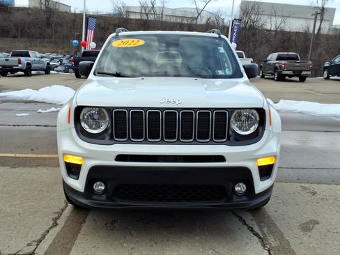 Used 2022 Jeep Renegade Latitude w/ Convenience Group image 3