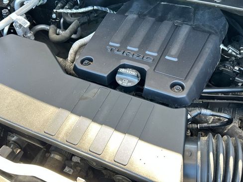 Used 2021 Chevrolet Silverado 1500 Custom image 24