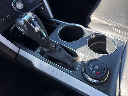 Used 2014 Ford Explorer XLT w/ Equipment Group 202A image 27