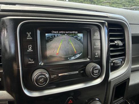 Used 2016 RAM 2500 Tradesman w/ Chrome Appearance Group AWD/4WD image 25