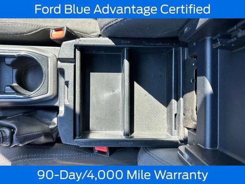 Used 2017 Toyota Tacoma TRD Off-Road w/ Premium & Technology Package AWD/4WD image 16