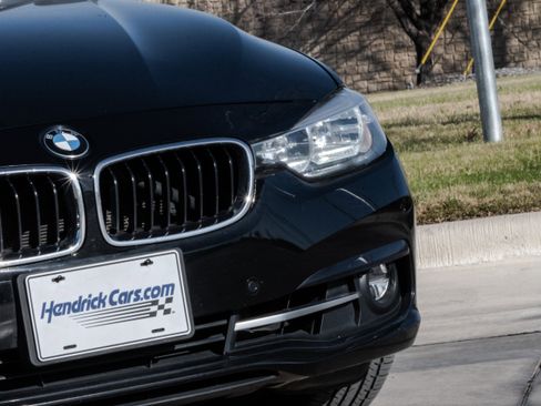 Used 2017 BMW 330i Sedan image 6