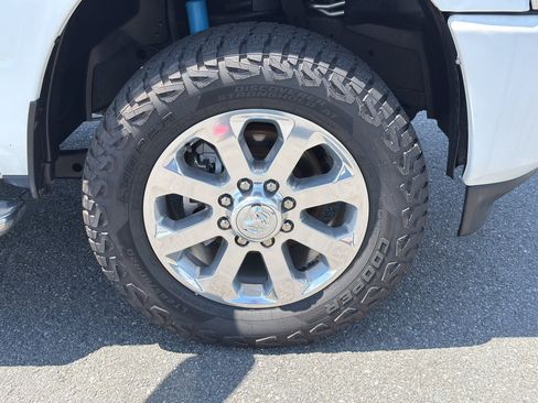 Used 2023 RAM 2500 Laramie AWD/4WD image 36