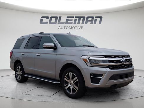 Used 2023 Ford Expedition Limited AWD/4WD image 7