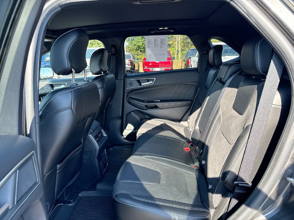 Used 2019 Ford Edge ST w/ Convenience Package AWD/4WD image 24