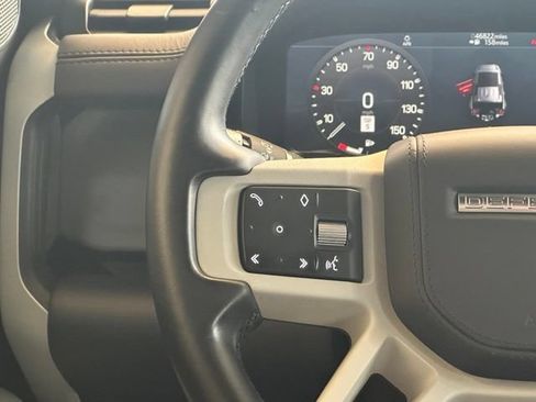 Used 2022 Land Rover Defender 110 X-Dynamic HSE AWD/4WD image 10