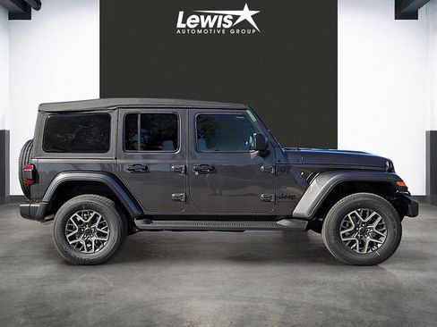 New 2026 Jeep Wrangler Sahara image 5