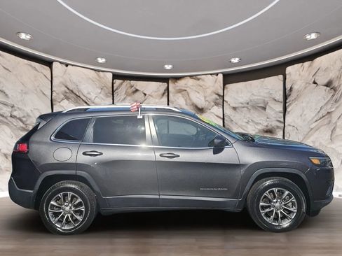 Used 2020 Jeep Cherokee Latitude Plus w/ Cold Weather Group image 4