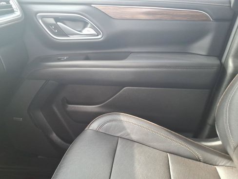 Used 2023 Chevrolet Tahoe High Country AWD/4WD image 29