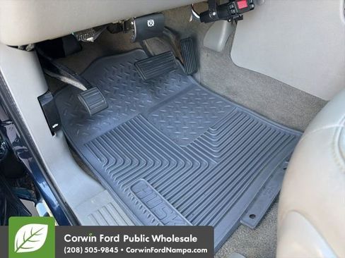 Used 2005 Chevrolet Silverado 2500 LT w/ Heavy-Duty Power Package image 27