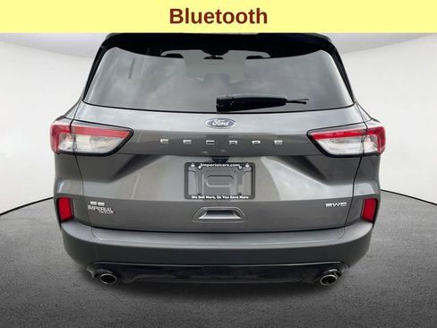 Certified 2021 Ford Escape SE w/ SE Sport Appearance Package image 10