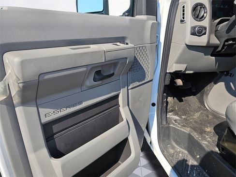 New 2024 Ford E-350 and Econoline 350 Super Duty w/ Power Windows & Locks Group image 25