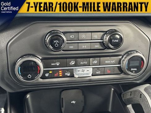 Used 2024 Ford Bronco Outer Banks image 28