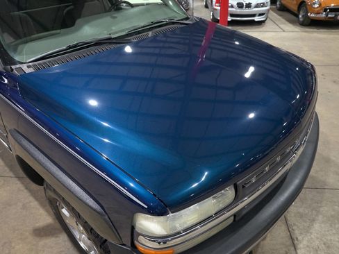 Used 2000 Chevrolet Silverado 1500 LS w/ Off-Road Chassis Pkg AWD/4WD image 18