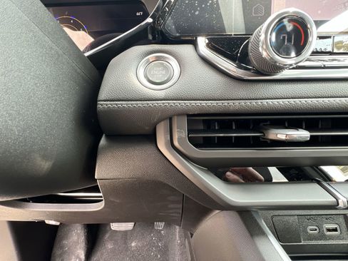 New 2026 Chevrolet Colorado LT w/ LT Convenience Package image 17