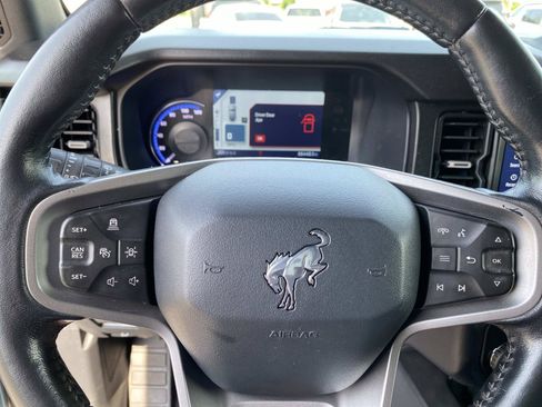 Used 2021 Ford Bronco First Edition AWD/4WD image 18