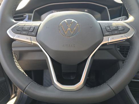 New 2026 Volkswagen Jetta SE FWD image 20