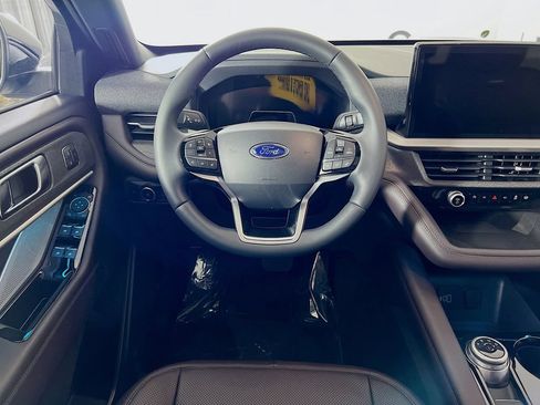 New 2026 Ford Explorer Platinum w/ LUX Leather Package AWD/4WD image 29