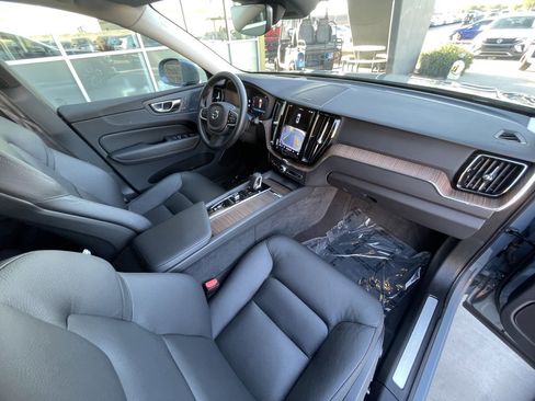 Used 2022 Volvo XC60 T8 Inscription Expression w/ Advanced Package image 24
