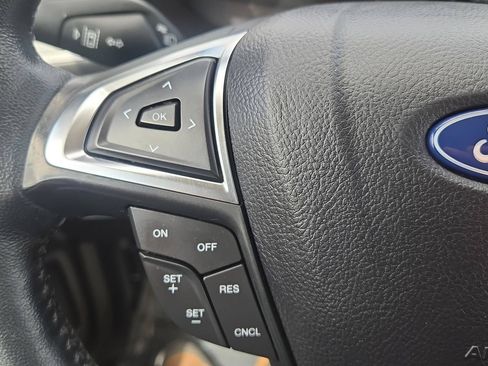 Certified 2024 Ford Edge SEL w/ Convenience Package AWD/4WD image 18