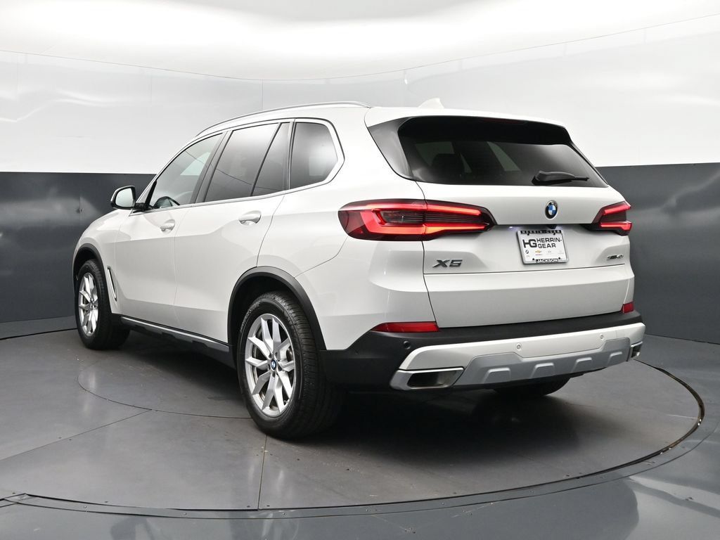 Certified 2023 BMW X5 sDrive40i RWD image 5