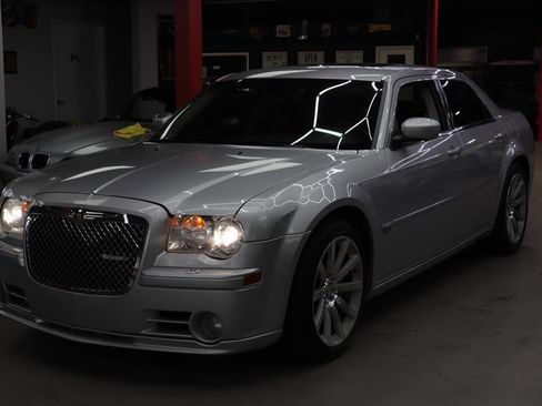 Used 2006 Chrysler 300 SRT8 w/ SRT Option Group II image 1