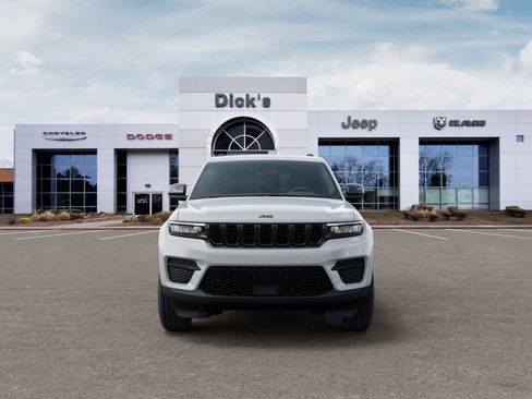 New 2025 Jeep Grand Cherokee Altitude AWD/4WD image 6
