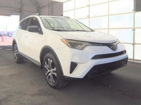 Used 2017 Toyota RAV4 LE image 3