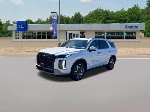 Used 2025 Hyundai Palisade Limited AWD/4WD image 2
