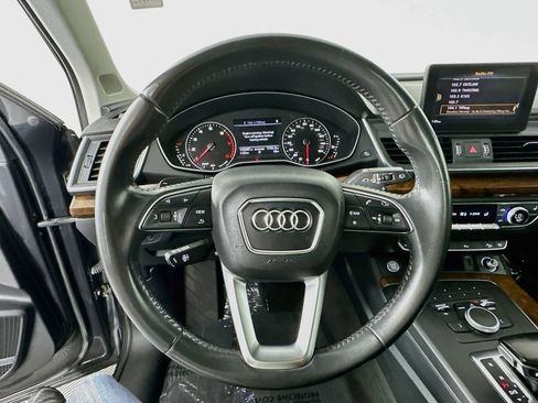 Used 2018 Audi Q5 2.0T Premium Plus w/ Premium Plus Package AWD/4WD image 12