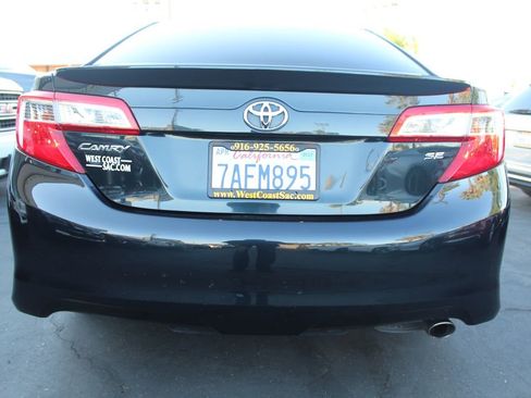 Used 2013 Toyota Camry SE FWD image 13