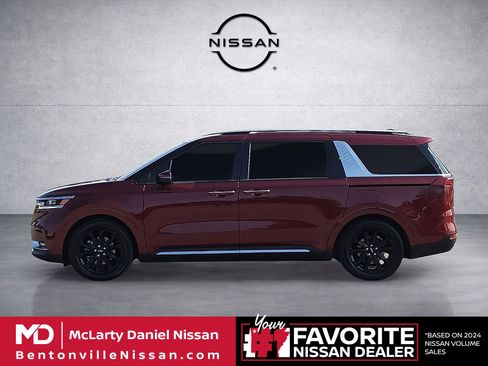 Used 2022 Kia Carnival SX Prestige FWD image 3