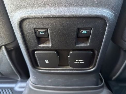 Used 2022 Ford Bronco Badlands image 13