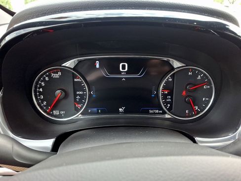 Certified 2022 Chevrolet Traverse Premier FWD image 22