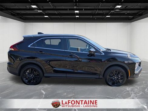Used 2025 Mitsubishi Eclipse Cross LE image 6