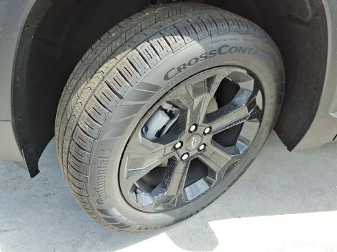 New 2026 Chevrolet Equinox LT image 16