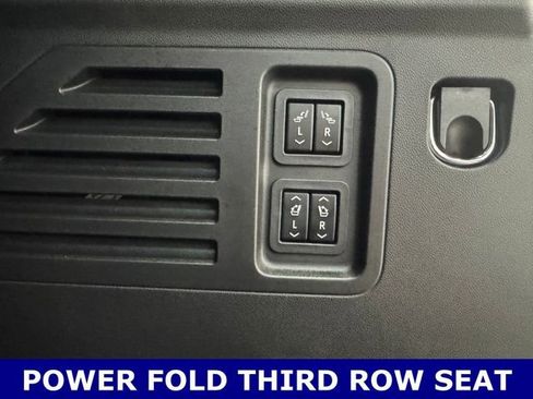 Used 2024 Chevrolet Traverse RS w/ LPO, Floor Liner Package AWD/4WD image 38