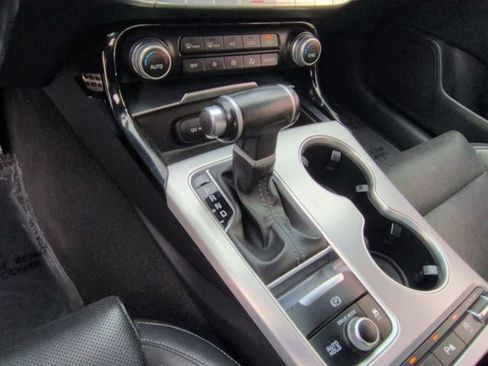 Used 2019 Kia Stinger GT image 23