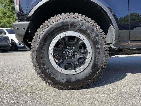 Certified 2022 Ford Bronco Badlands AWD/4WD image 9