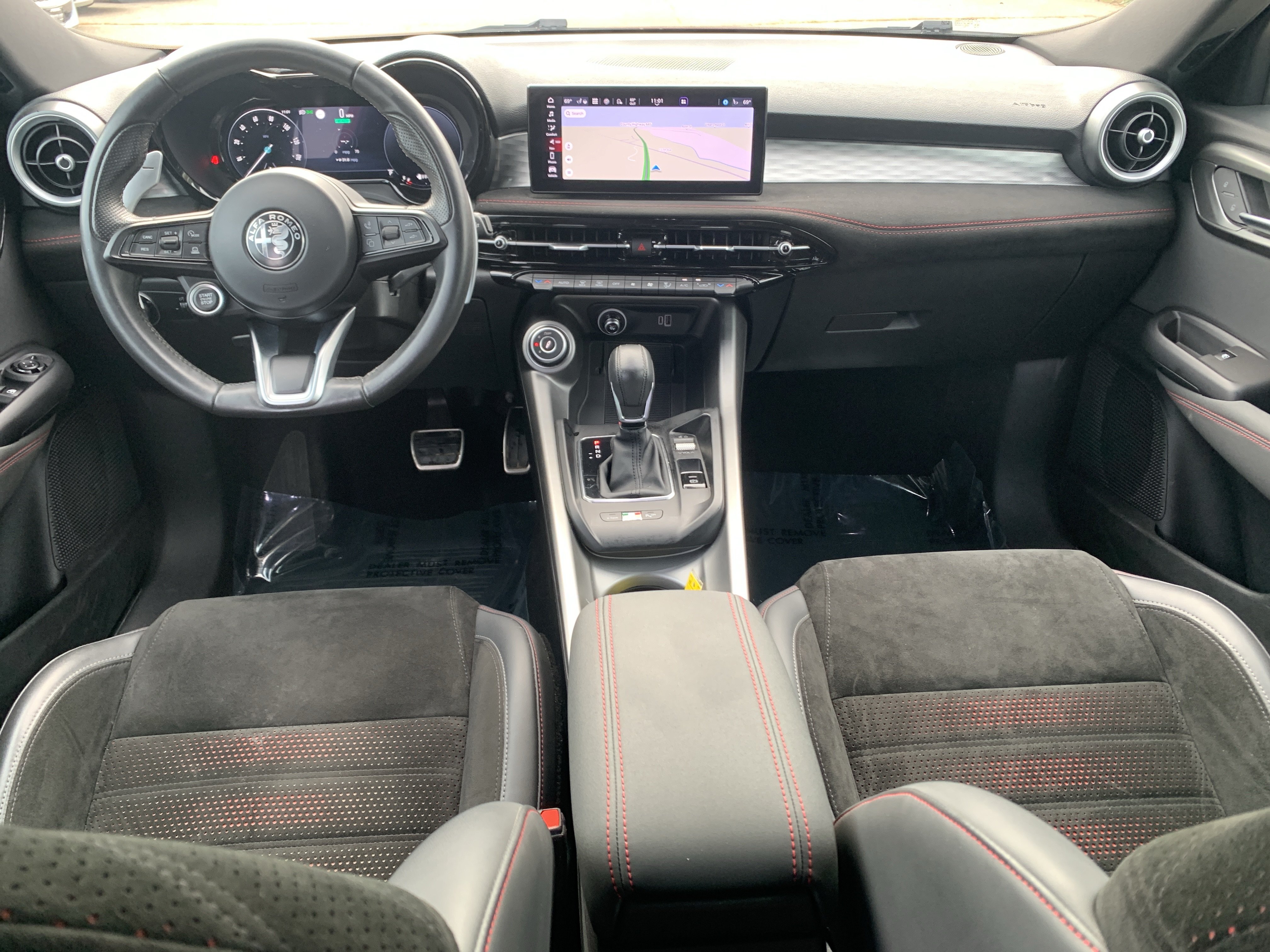 Used 2024 Alfa Romeo Tonale Veloce AWD/4WD image 17