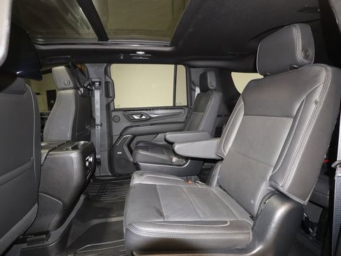 Certified 2023 GMC Yukon XL Denali w/ Advanced Technology Package AWD/4WD image 25