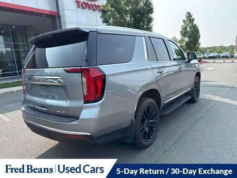 Used 2023 GMC Yukon SLT w/ SLT Luxury Package AWD/4WD image 6
