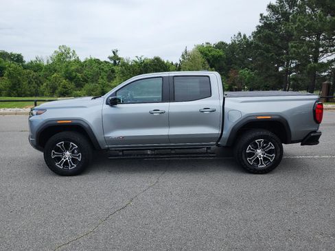 Used 2024 GMC Canyon AT4 w/ Technology Package AWD/4WD image 2