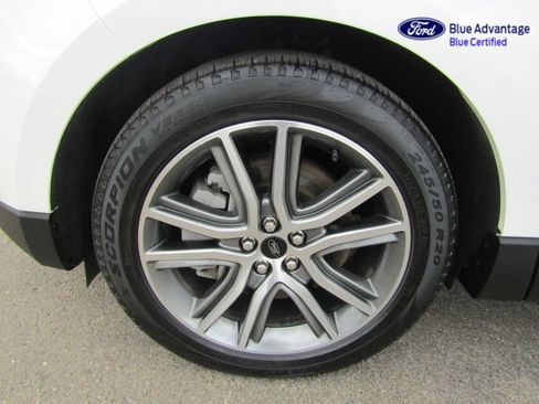 Certified 2024 Ford Edge Titanium w/ Equipment Group 301A AWD/4WD image 11