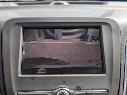 Used 2022 Chevrolet Equinox LT image 29