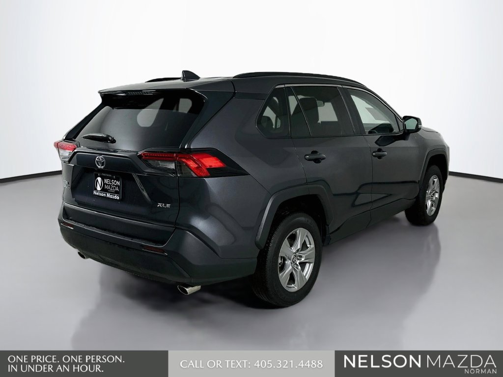Used 2025 Toyota RAV4 XLE FWD image 6