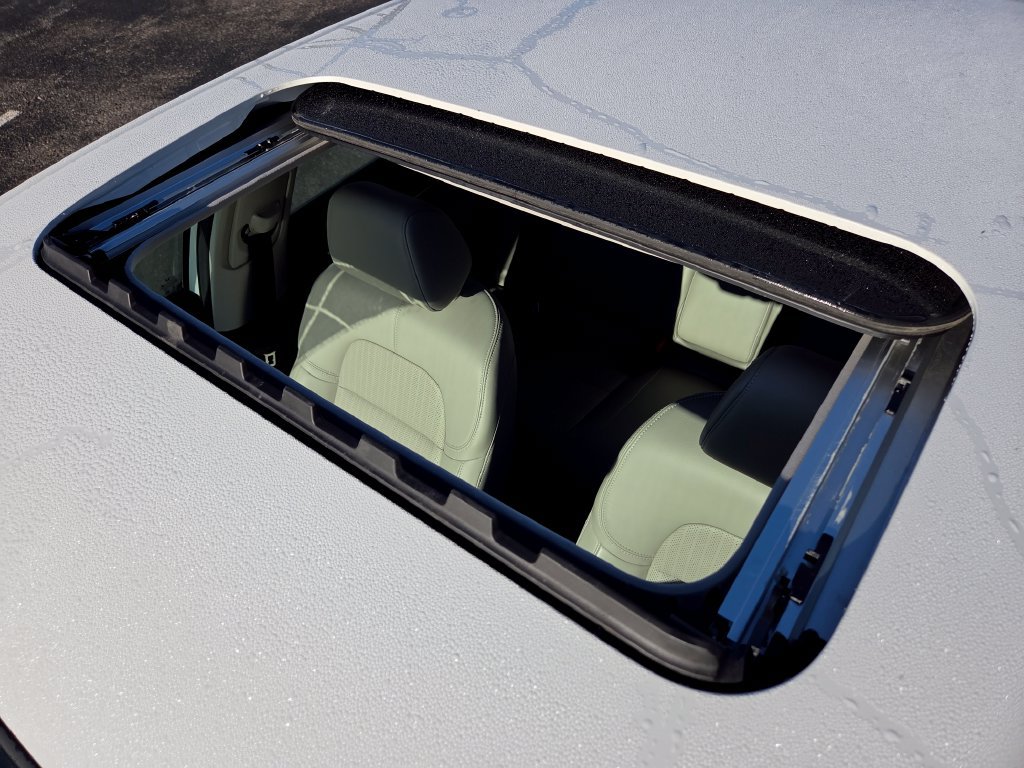 Certified 2024 Honda Civic Touring image 4