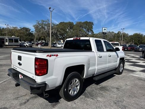 Used 2018 Chevrolet Silverado 1500 LT w/ All Star Edition image 40