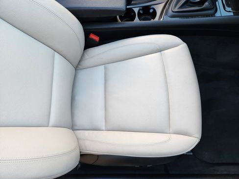 Used 2013 BMW 128i Convertible image 21